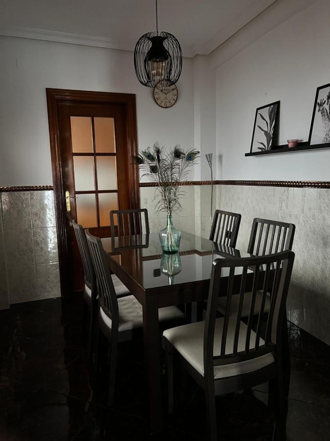 Las Parras House - Casa En Torredelcampo מראה חיצוני תמונה